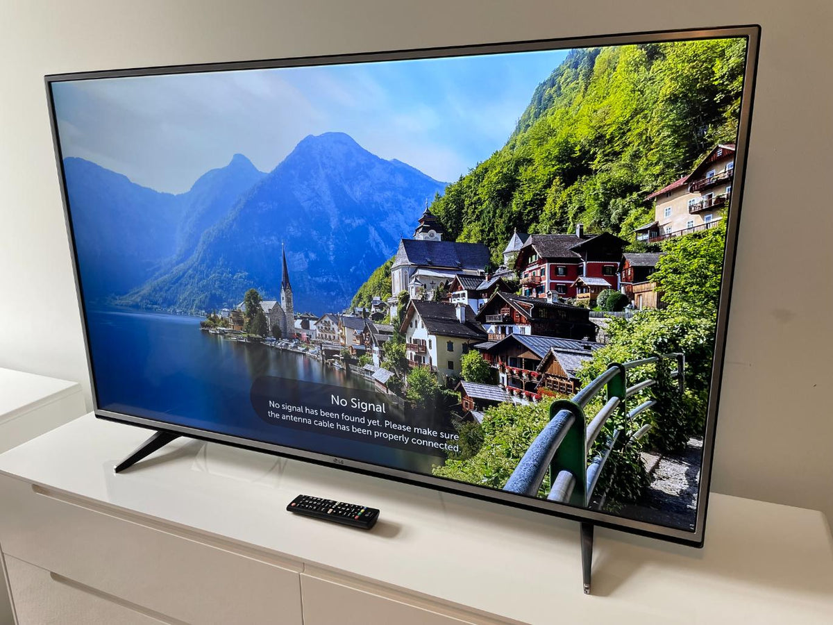 55” LG 4K UHD Smart LED Television 55UH6150
