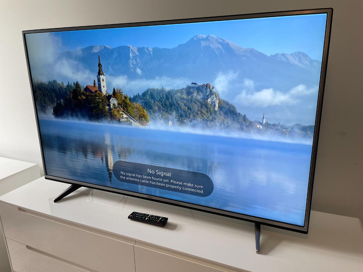 55” LG 4K UHD Smart LED Television 55UH6150