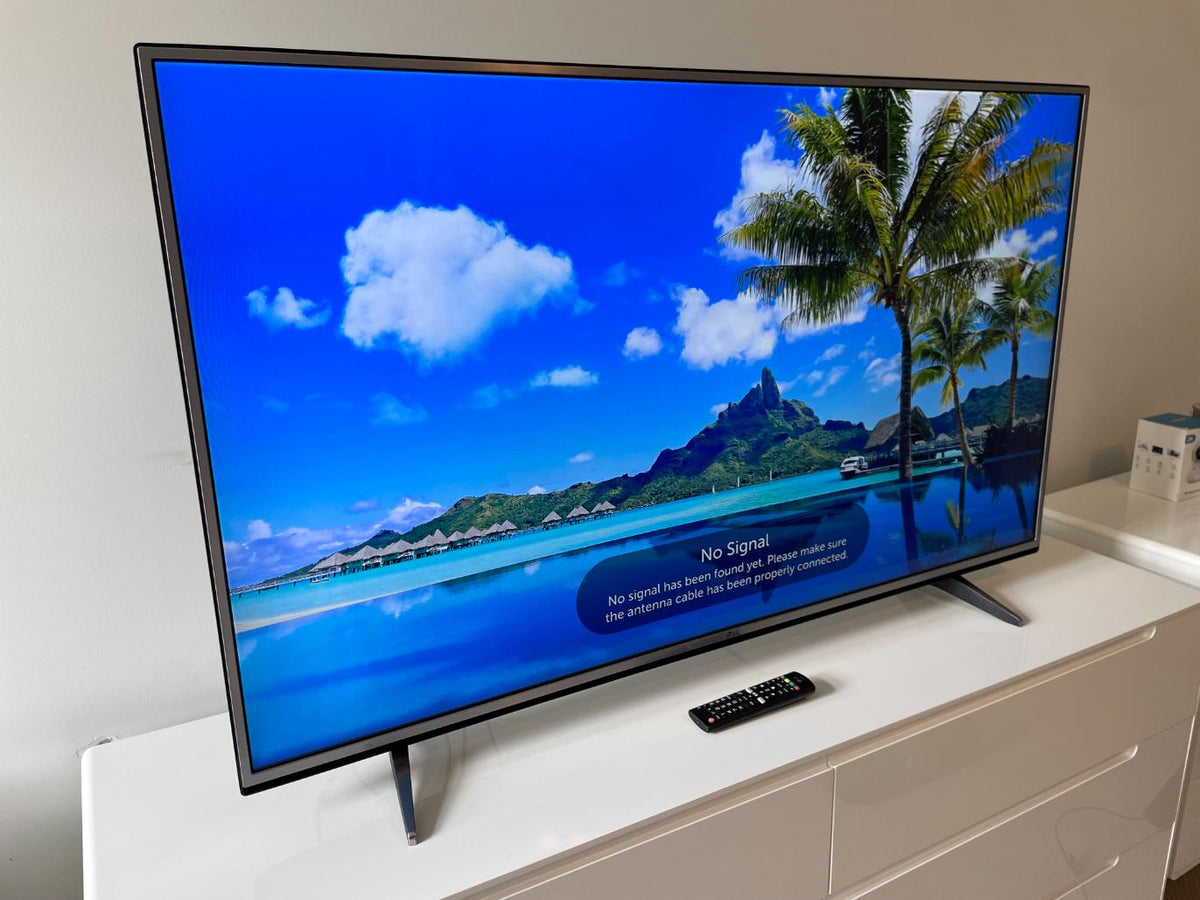 55” LG 4K UHD Smart LED Television 55UH6150