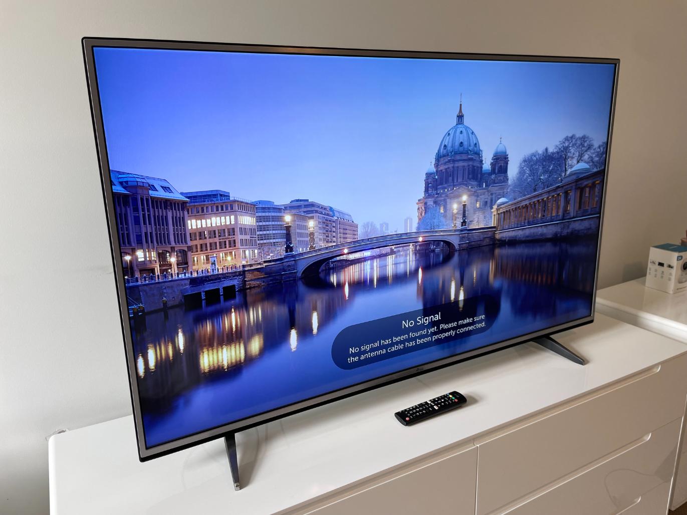 55” LG 4K UHD Smart LED Television 55UH6150