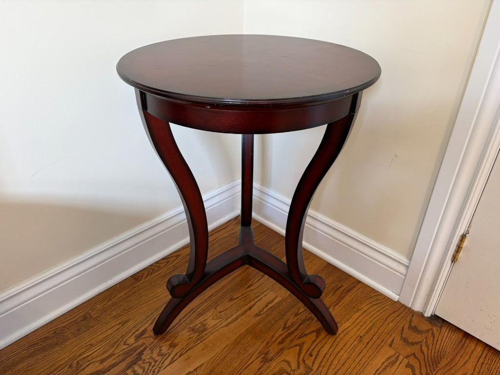 Single Accent Table Lot #3