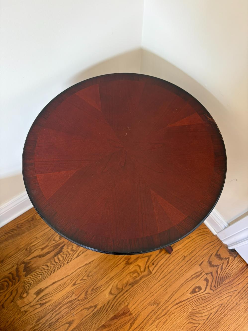 Single Accent Table Lot #3