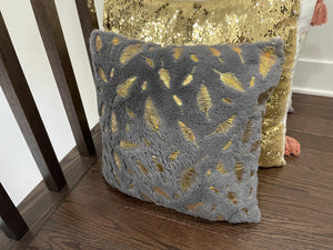 Throw Pillows Lot