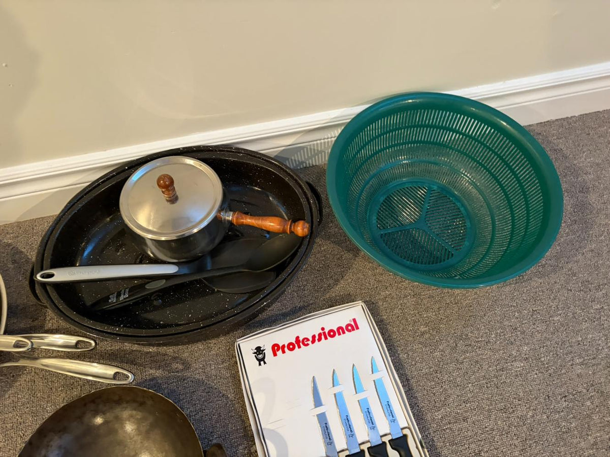 Kitchen Lot #4