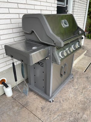 Napoleon Propane BBQ
