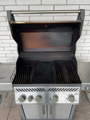 Napoleon Propane BBQ