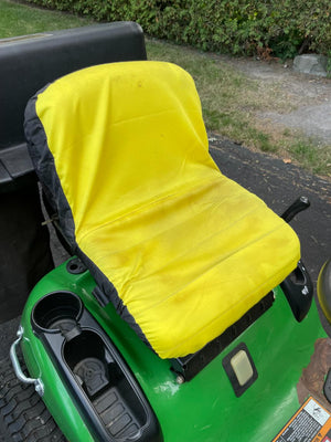 John Deere Riding Lawn Mower LA120