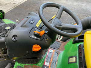 John Deere Riding Lawn Mower LA120