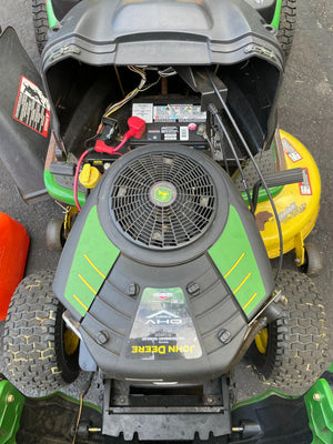 John Deere Riding Lawn Mower LA120