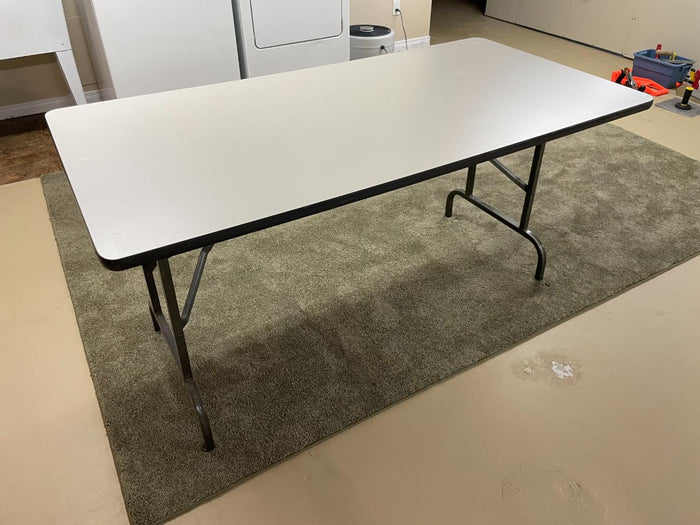5 Foot Folding Leg Table