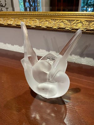 LALIQUE Glass Sylvie Vase