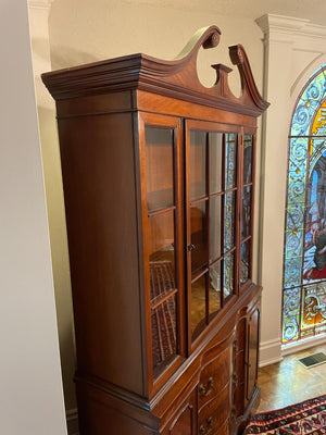 Ebert 1-Piece China Cabinet