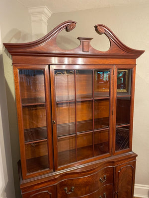 Ebert 1-Piece China Cabinet