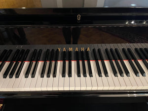 Yamaha G2 Baby Grand Piano with Storage Bench