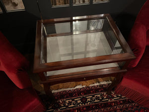 Accent Display Table