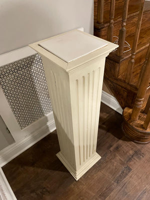 Pedestal Plant Stand