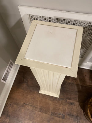 Pedestal Plant Stand
