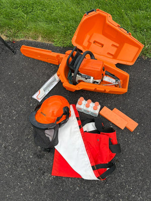 STIHL Gas Chainsaw Lot MS250
