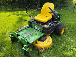 John Deere 656cc Riding Lawnmower Z335M