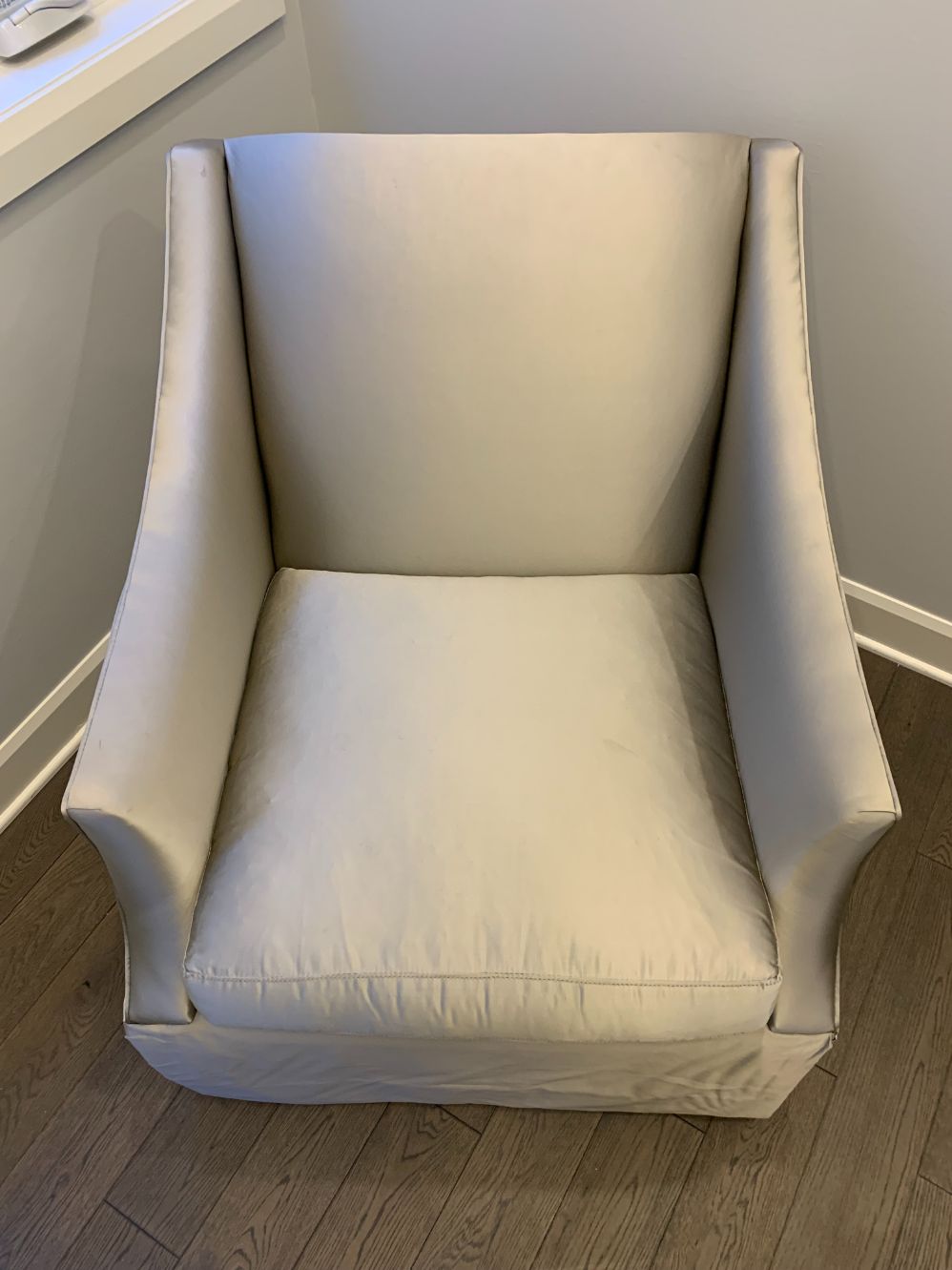 Bernhardt Accent Armchair Lot #1