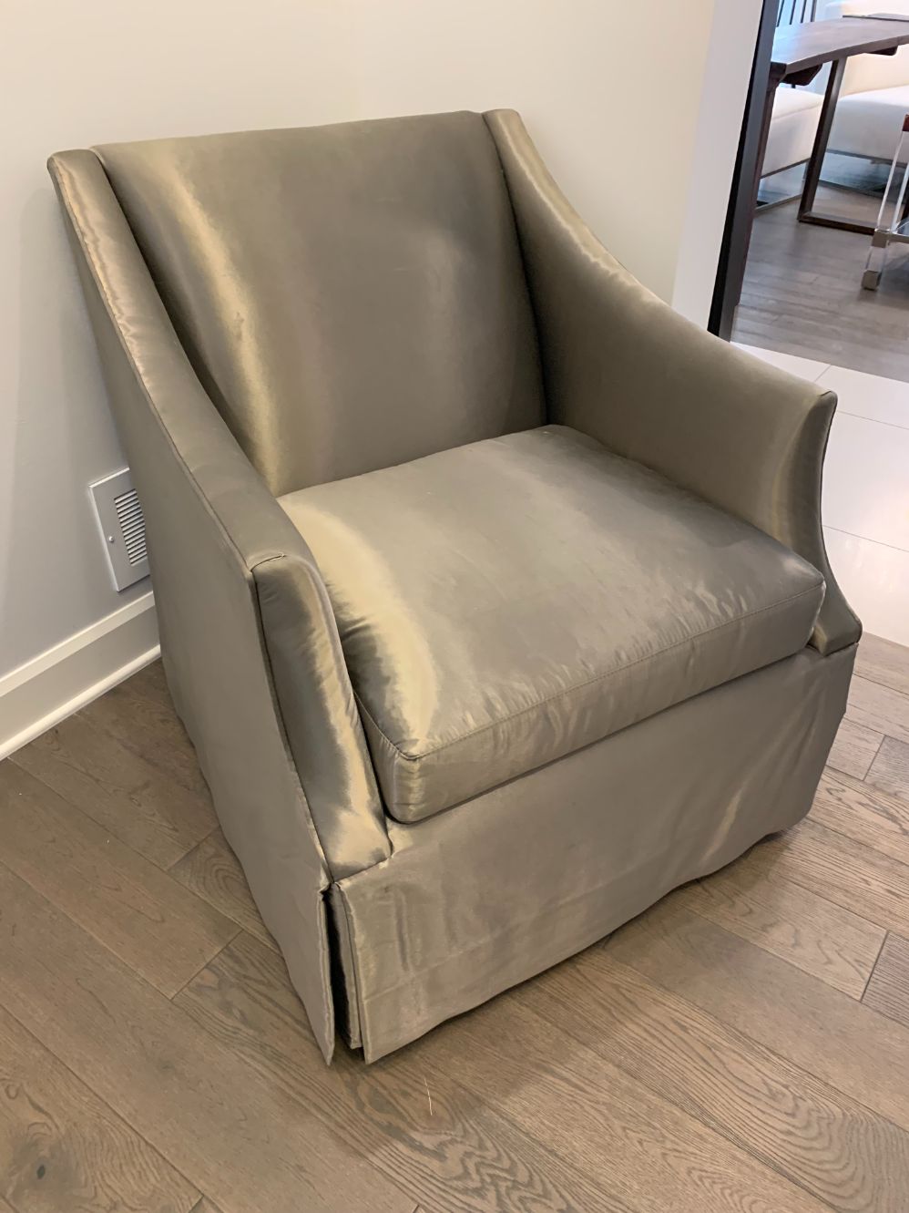 Bernhardt Accent Armchair Lot #2