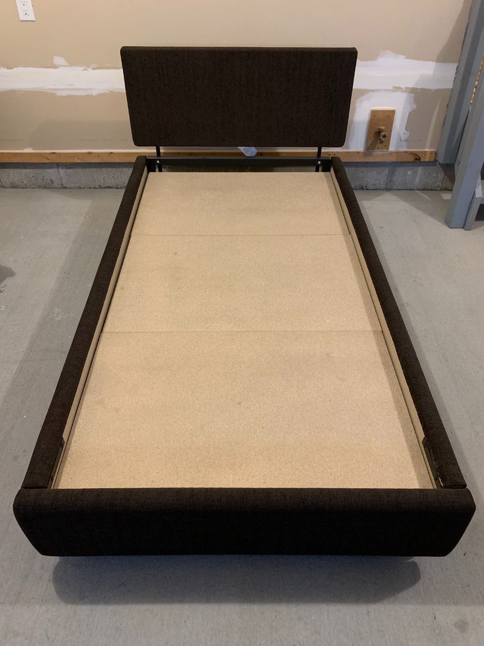 Amisco Twin Size Platform Bed Frame