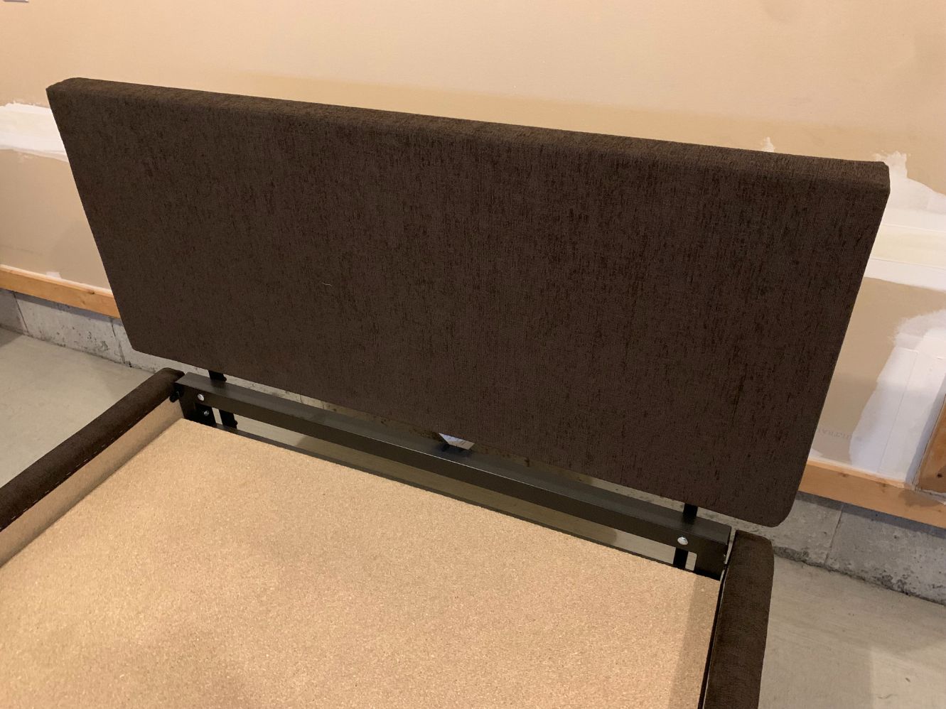 Amisco Twin Size Platform Bed Frame