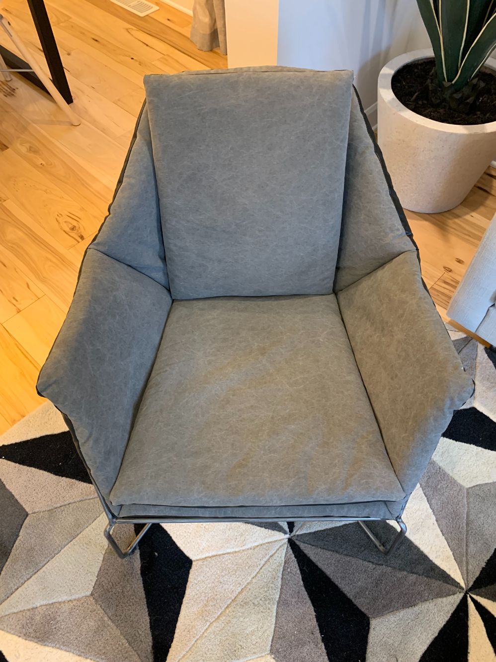 Accent Armchair Lot #1